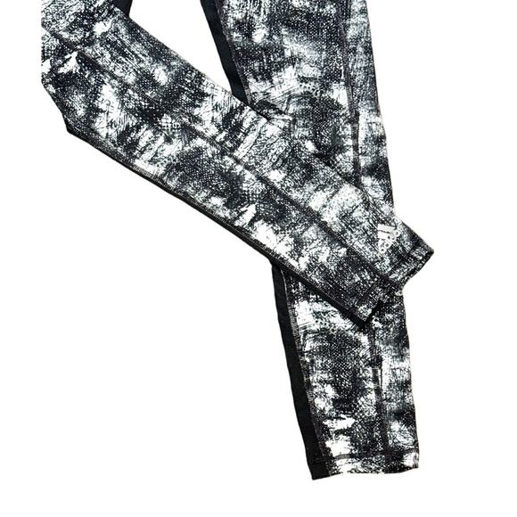 Adidas ClimaLite Active High-rise Leggings Black White Pink Stripes Size XSmall - Picture 4 of 8